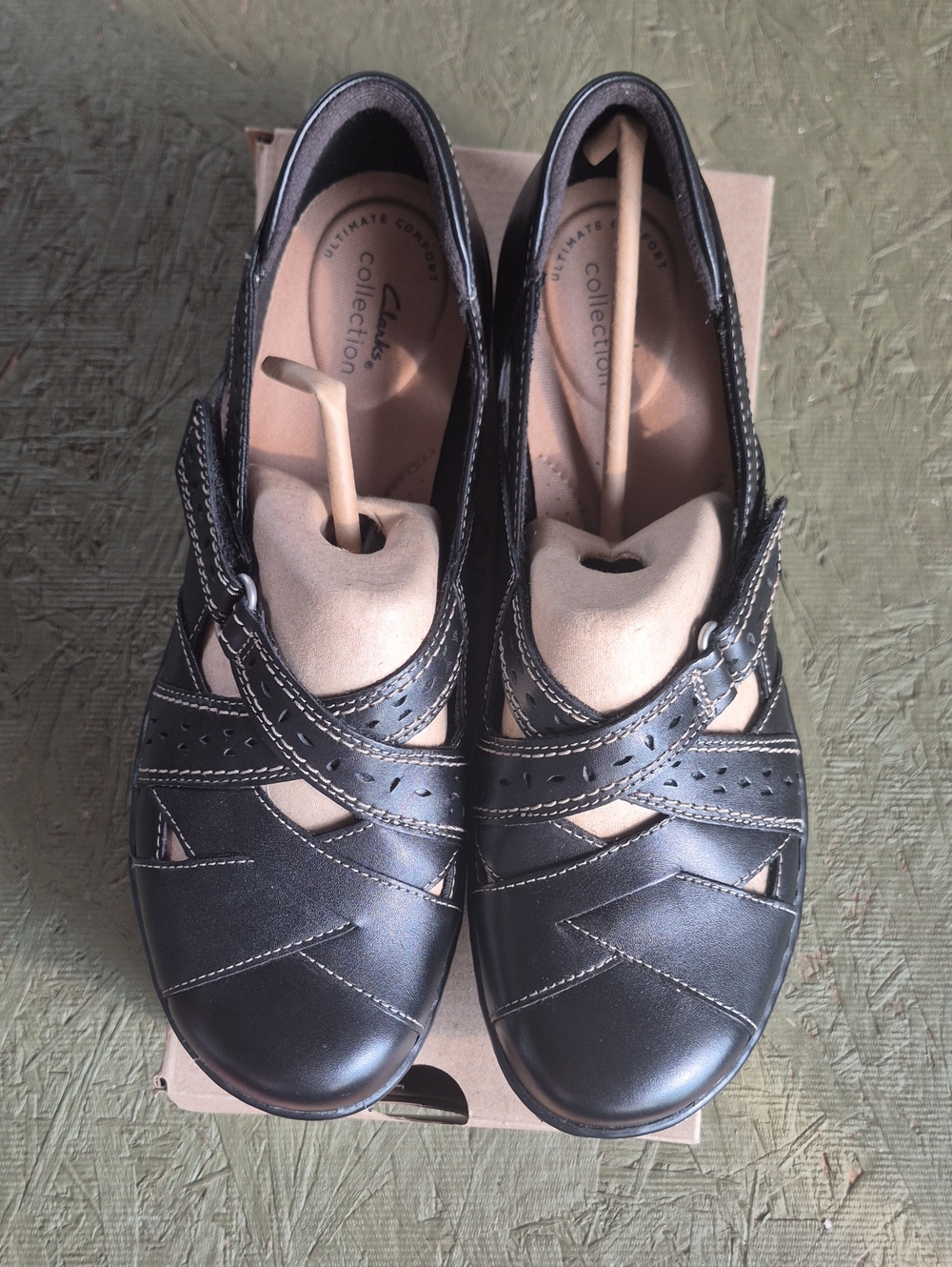 Clarks Black Leather Crisscross Strap Flats